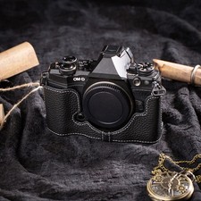 Custodia in pelle per Olympus