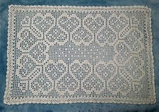 Centrino uncinetto filet