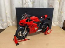 DUCATI Panigale V4 S scala 1/6