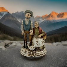 Porcellane D'arte Old Couple