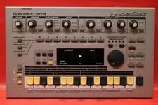 USATO Roland MC-303 Groove Box