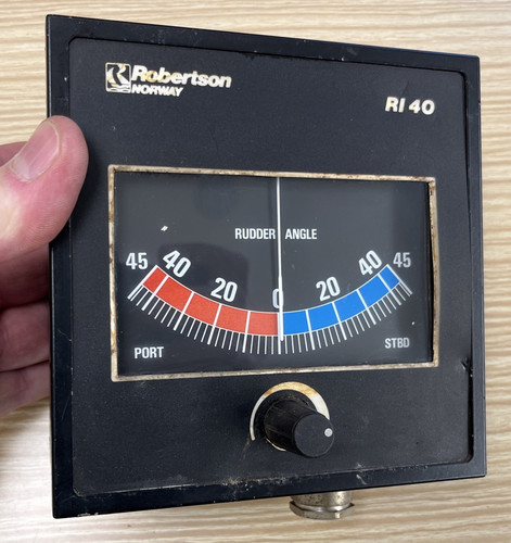 Simrad robertson autopilot - robertson,
