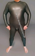 Hautenger Latex Catsuit