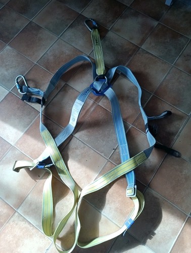 Imbracatura sicurezza - di,