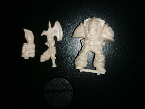 Space hulk librarian - space,