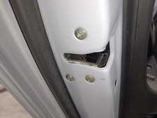 LEFT REAR DOOR LOCK / 2596873