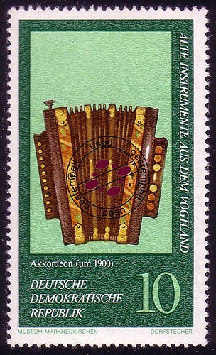 2224 vecchi strumenti musicali - vecchi,