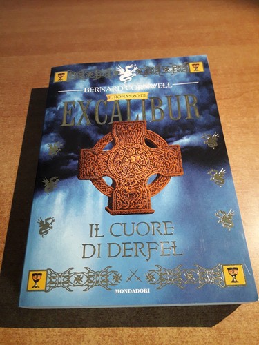 Bernard cornwell cuore di - cuore,