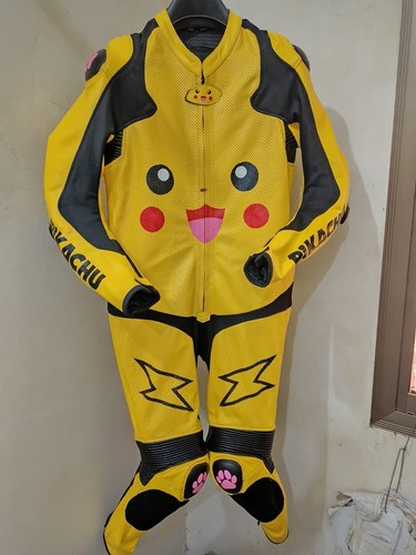 Pikachu tuta moto pelle - pikachu,