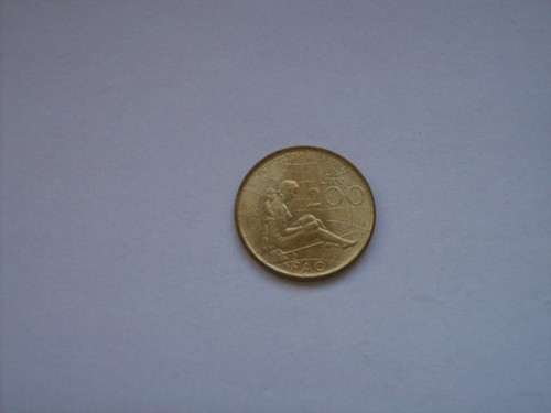 Italian republic coin 200 - coin,