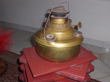 Antica Lampada a Petrolio 1900