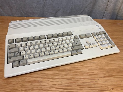 Computer commodore amiga a500 - computer,