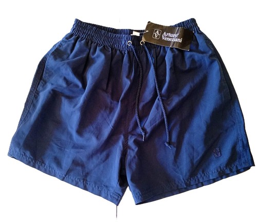 Boxer mare piscina uomo - mare,