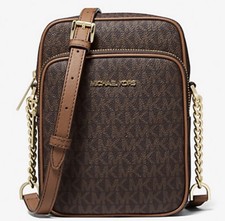 Nuovo con etichetta.   Borsa a