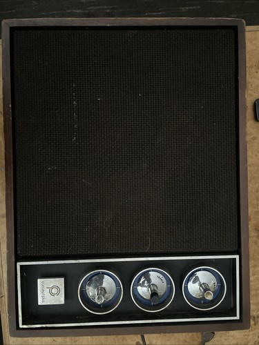 Radio epoca concept - radio,