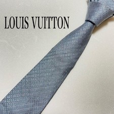 Cravatta Louis Vuitton modello