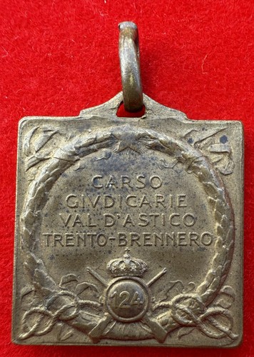 Medaglia del 124 - ww,