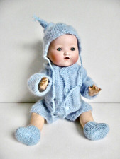Petit bébé caractère ancien - petit,