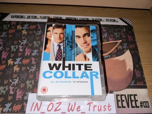 White collar season - collar,