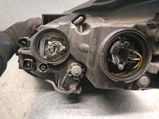 921021H070 faro derecho para