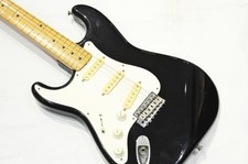 Fender Japan ST57-65 corpo in