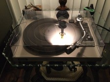 Technics SL-23 Turntable, Near
