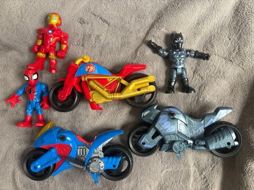 Marvel comics set figure - figure, e