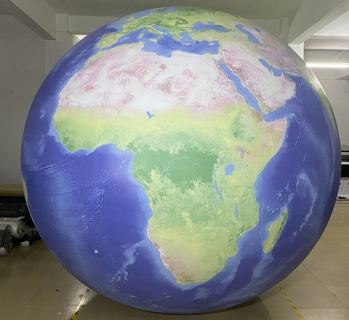 Mappamondo gonfiabile gigante