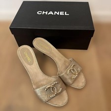 CHANEL sandali con tacco a