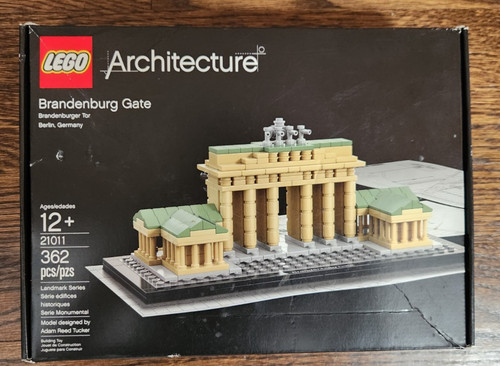 Lego architecture - (box, wear)