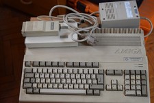 Commodore amiga 500 plus - commodore,