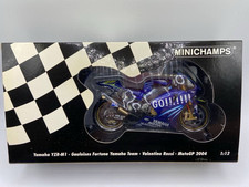 YAMAHA YZR M1 VALENTINO ROSSI GAULOISES TEAM 2004 MINICHAMPS 1/12