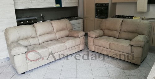 Divano posti tessuto - e,