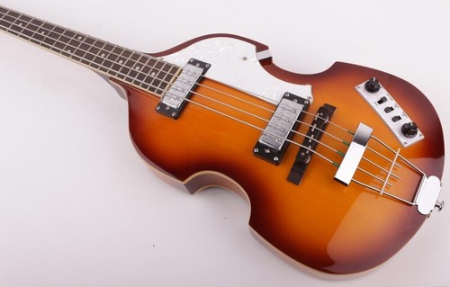 Basso chitarra violino