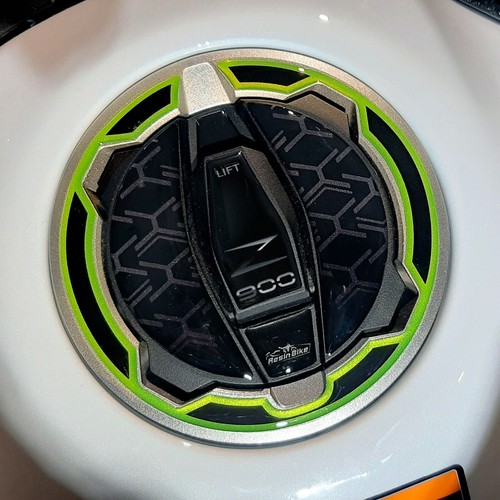 Adesivo tappo serbatoio moto - tappo,