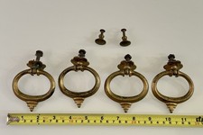 Tiranti per cassetti ad anello