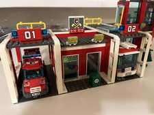 Caserma dei pompieri Lego 7208 Completo, Parzialmente Nuovo