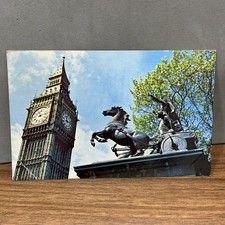 CARTOLINA PICCOLA COLORI VINTAGE COLLEZIONE BIG BEN AND BOADICEA STATUE -LONDON