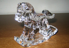 Cavallo a dondolo miniatura in