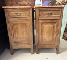 COPPIA DI COMODINI CON RIPIANO