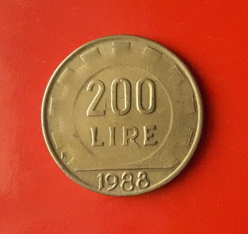 200 lire 1988 false - 200,