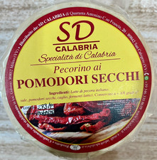 Formaggio pecorino con