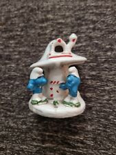 Casetta dei puffi in ceramica