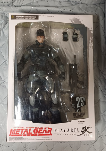 Play arts kai solid snake - arts,