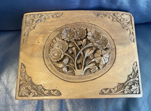 Mid century hand carved - mid, wooden