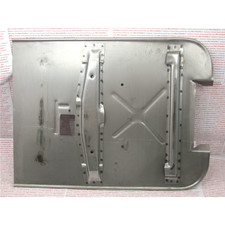 Lamierato fondo pedana lunga