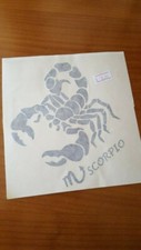 Adesivo ADESIVI MURALI PER LA CASA WALL STICKERS SCORPIONE SEGNO ZODIACO CASCO