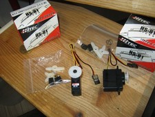 Servo Hitec HS 81 con spina
