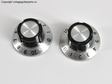 Due manopole di controllo