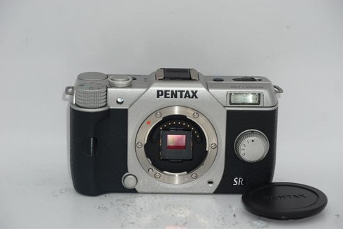 Fotocamera digitale mirrorless